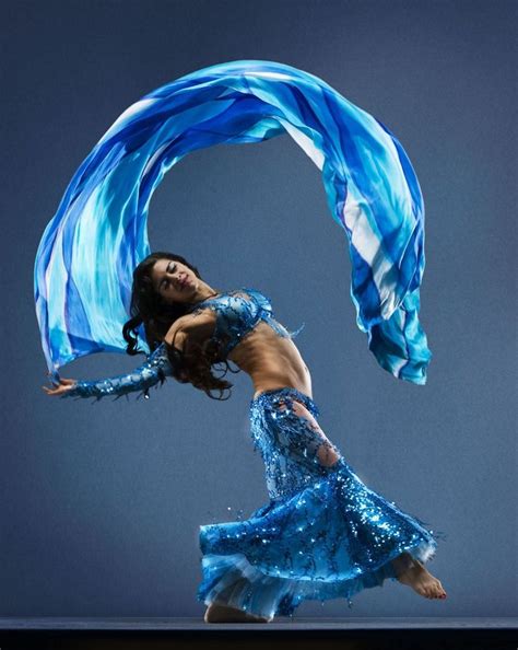 Blue Belly Dancer Dança Dança Do Ventre E Dança Do Ventre Tribal