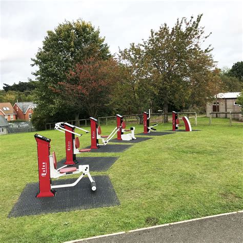 Wheathampstead Parish Council Variable Resistance Outdoor Gym Caloo Ltd