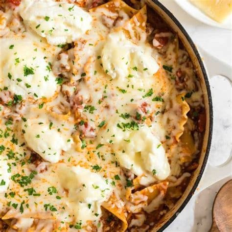 Easy Skillet Lasagna Recipe Dinner Ready In Only 30 Minutes
