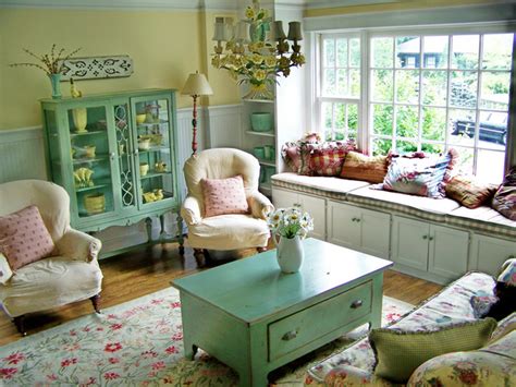 Cottage Living Room Decorating Ideas 2012 Home Interiors