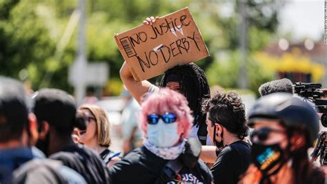 Lousville Black Lives Matter Arrests 4 Arrested At March Following Kentucky Derby Cnn