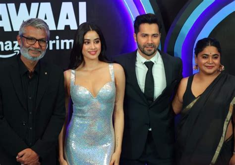 Bawaal Movie Screening Varun Dhawan Janhvi Kapoor Steal Limelight Tamannaah Khushi Kapoor