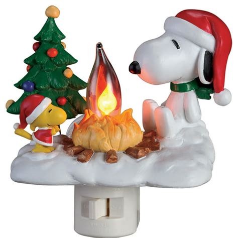 Peanuts Snoopy And Woodstock Flickering Glowing Campfire Christmas Night