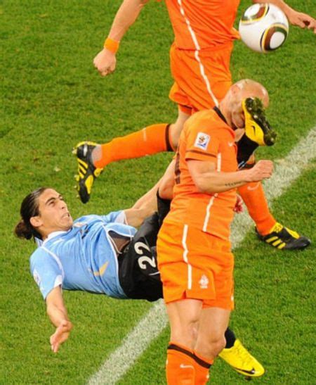 The Funniest Soccer Moments 25 Pics