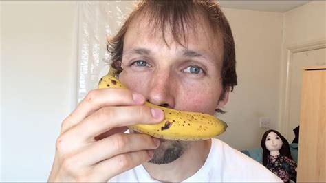 How To Sniff Your Banana Properly Youtube