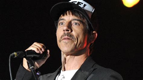Red Hot Chili Peppers Singer Anthony Kiedis Rushed To Hospital