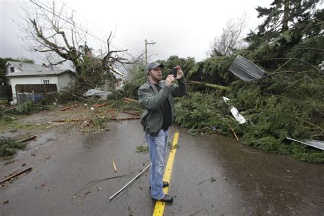 Oregon Tornado A Picture Story At The Spokesman Review