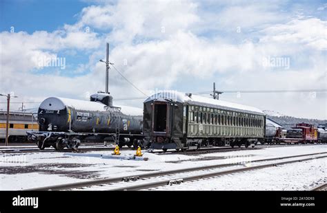 Covered Wagon And Locomotive Hi Res Stock Photography And Images Alamy