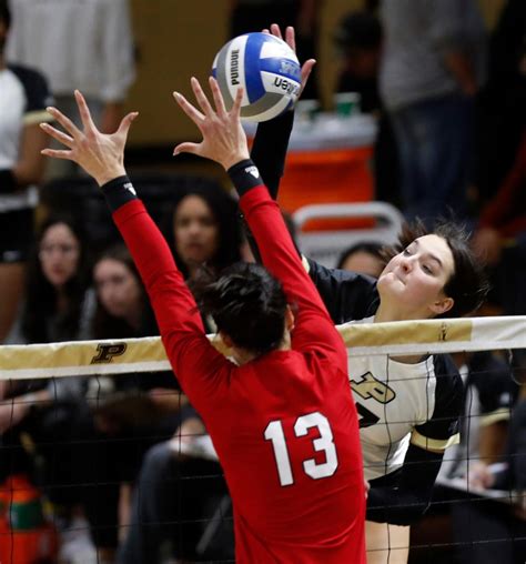 Purdue Volleyballs Eva Hudson Named Big Ten Freshman Of The Year