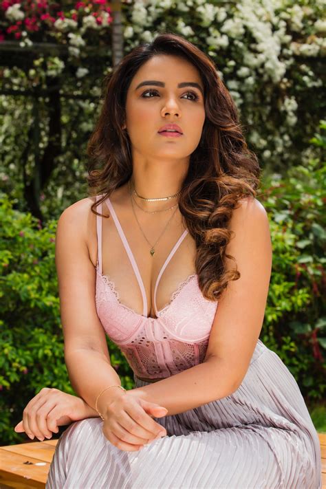 10 Most Sexiest Indian Tv Actresses 2019 Tensvilla