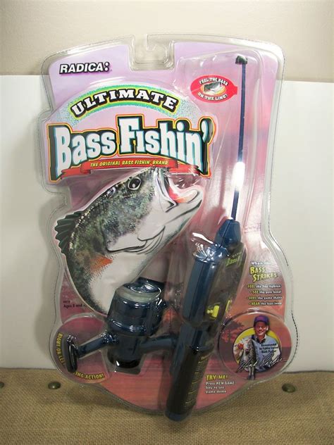 Radica 1998 Ultimate Bass Fishin Pole Game Electronic Handheld Fishing