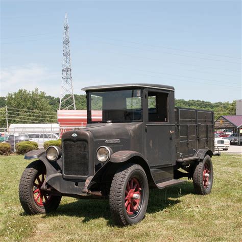 What kind of tractor is an international harvester? 1923 International Harvester Model S Pickup Truck for sale