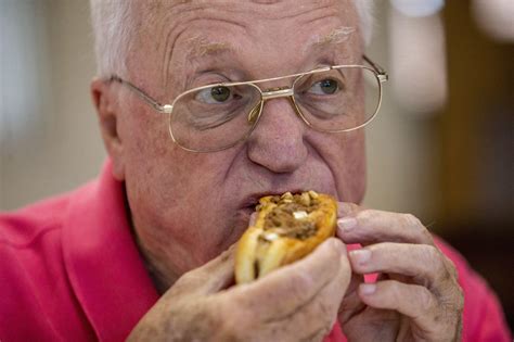 Photos Hot Dog Tuesday At Hinshaw United Methodist Church