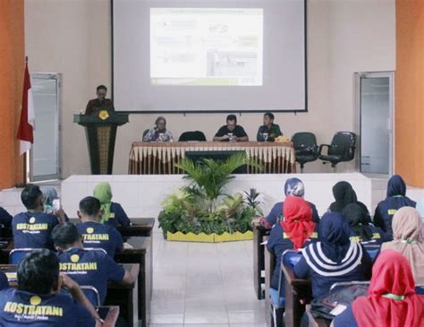 We did not find results for: Tingkatkan Produktivitas dan Menjadi Petani Modern, Kunci Sukseskan Pembangunan Pertanian ...