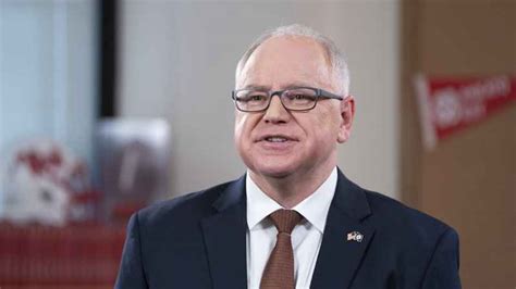 Minnesota Gov Tim Walz To Receive Covid 19 Vaccine 5