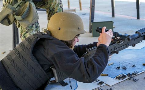 Dvids Images Uss Essex Sailors Conduct M240b Training Image 5 Of 5