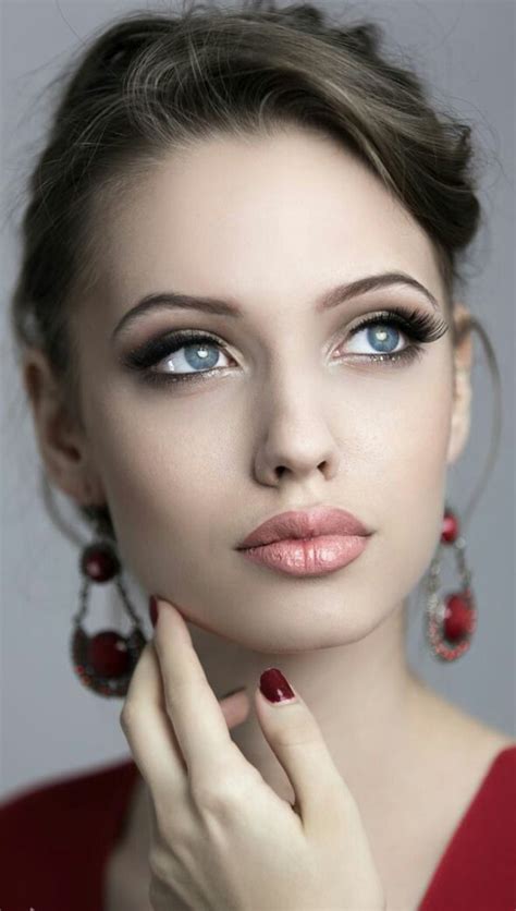 Angelina Joli Stunning Eyes Most Beautiful Faces Gorgeous Girls