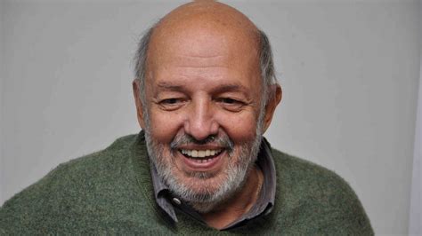 قال أبو محمد بن حزم في (المحلى): هل تعلم جنسية هؤلاء الفنانين؟ | روتانا | Rotana