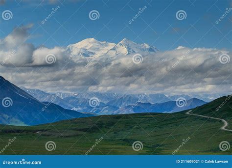 The Road To Denali Stock Image Image Of Clouds America 211609021