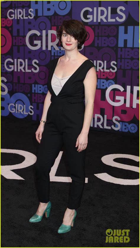 Girls Gaby Hoffmann Made Smoothies Out Of Her Placenta Photo 3273744 Photos Just Jared