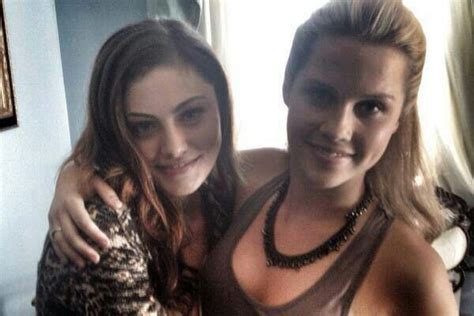 Phoebe Tonkin And Claire Holt Claire Holt The Originals Phoebe Tonkin