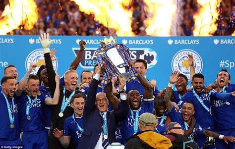 Leicester City Finally Get Their Hands On The Premier League Trophy