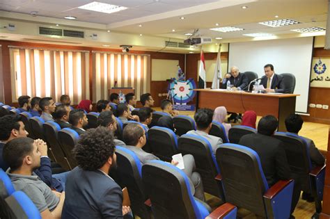 .وذلك في حدود صلاحياتها، وزير التعليم العالي والبحث العلمي لدراسة واقتراح التدابير اللازمة لتنظيم وتطوير مستويات مختلفة التعليم العالي لإنشاء نظام شامل ومتكامل. وزير التعليم العالي: رؤساء اتحادات الطلاب ‏ونوابهم ...