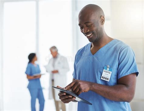 Assessing Patient Nurse Stock Photos Free And Royalty Free Stock Photos
