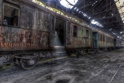 914448 Old Hdr Abandoned Vehicle Rust Train Wreck Rare Gallery