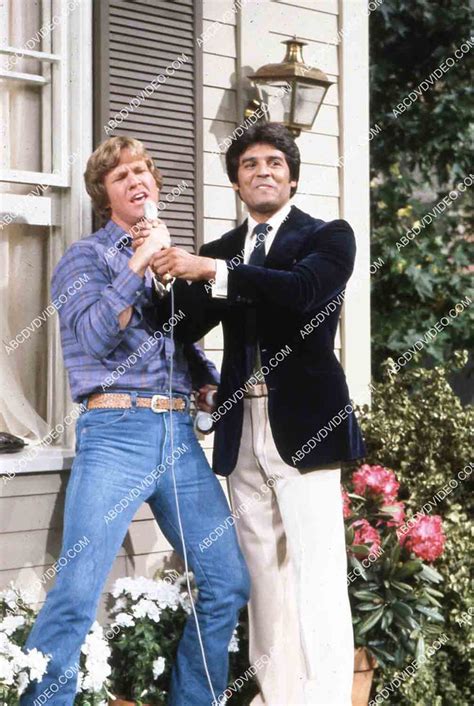 Larry Wilcox And Erik Estrada Fighting Over The Microphone Tv Chips 35 Abcdvdvideo