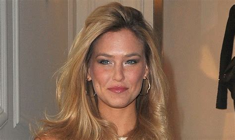 Bar Refaeli Israel Military Chiefs Demand Models Advert Promoting The Country Is Banned As She