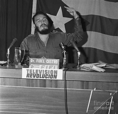 Fidel Castro Speaking From Podium Photograph By Bettmann