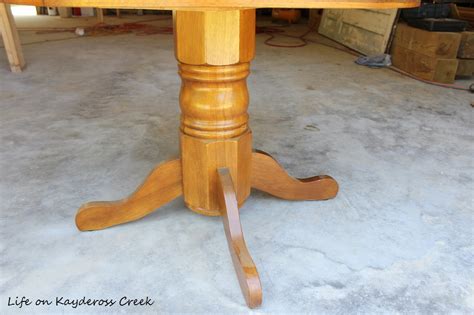 See more ideas about coffee table farmhouse, diy farmhouse coffee table, farmhouse diy. DIY Round Farmhouse Coffee Table - Life on Kaydeross Creek