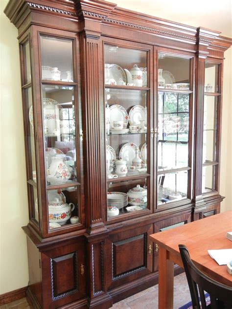 China Cabinet Gorgeous Perfect For Storage And Display Crockery