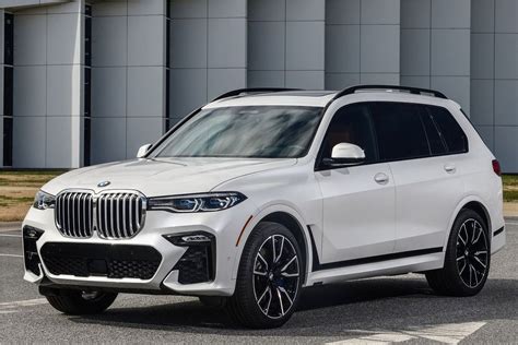The x7 has been available at dealers since march 2019. BMW X5 M50i and BMW X7 M50i receive the new 530 hp V8 ...
