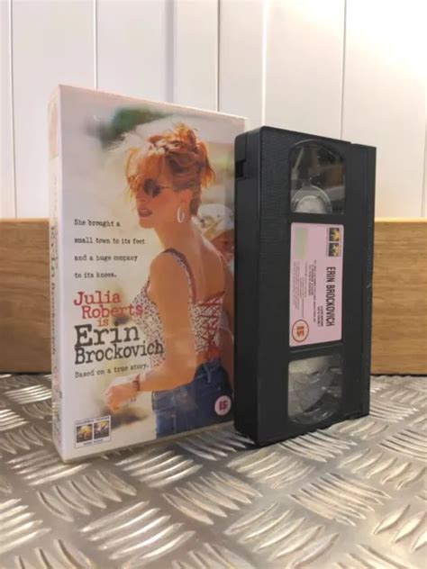 Erin Brockovich Vhs Julia Roberts Original 2000 Video Tape And Case
