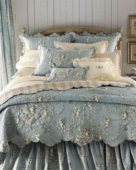 Ag真人龙虎网上真人龙虎 Beautiful Bedding Chic Bedroom Shabby Chic Bedrooms