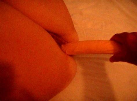 Wife Mastrubate With Long Dildo Cucumber And Carot Porn 89