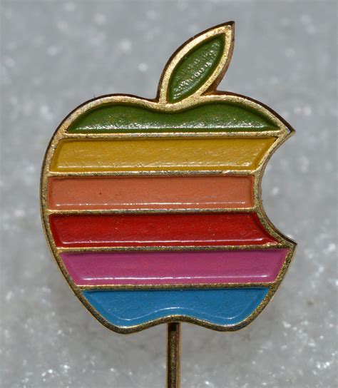 Apple Pin