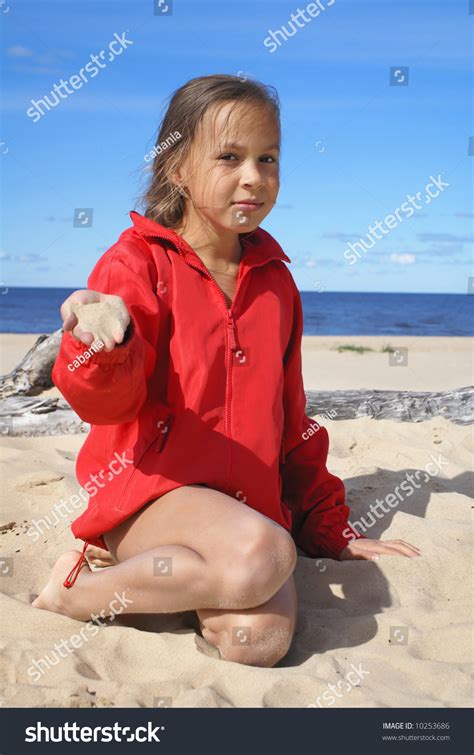 Cheerful Preteen Girl Playing Sand On Stockfoto Shutterstock