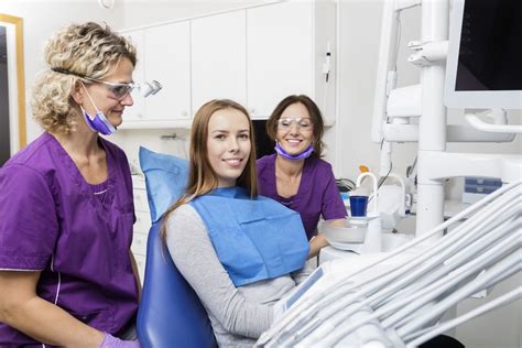 Combating Gum Disease With Ozone Therapy | Encinitas, CA