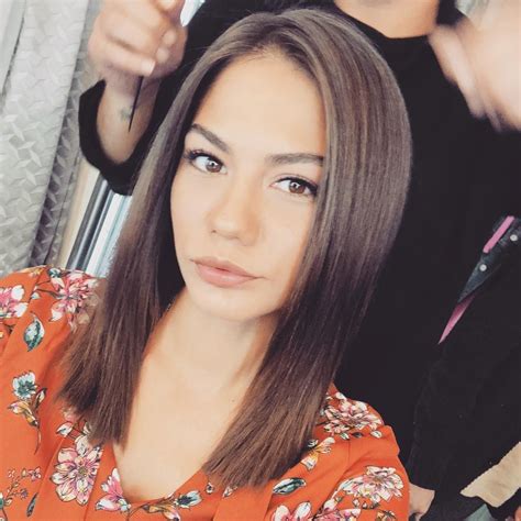 Demet Özdemir On Instagram “🍁” Hair Styles Hair Beauty Hairstyle