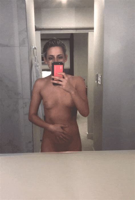 Kristen Stewart Nude Selfie In Mirror New Leaked Photos