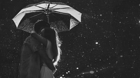 Tons of awesome romantic couple hug hd wallpapers to download for free. Cute HD Love and Romance Pictures Of Couples In Rain ...