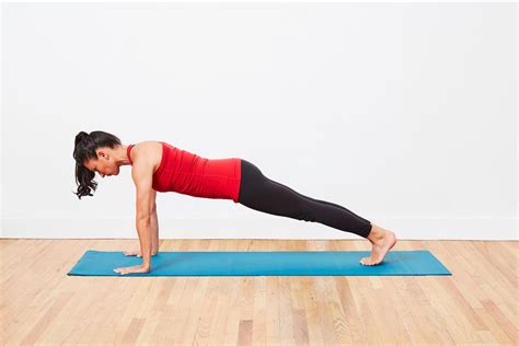 Learn The Right Way To Do A Plank