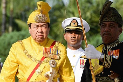 Hitam, pink, silver, putih, emas bahan : Sultan Selangor Syor Hukuman Lebih Berat Pelaku Jenayah ...