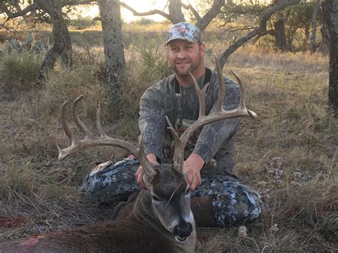 Guided Whitetail Deer Hunting Trips In Texas No Trophy Fee Schmidt