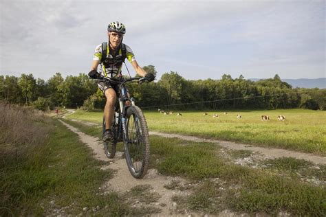 Parcours VTT Rouge N41 Boucle Du Grand Colombier Espace FFC Ain