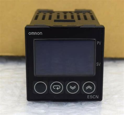 New In Box Omron Temperature Controller E5cn Rmt 500 100 240v Ac 1 Year