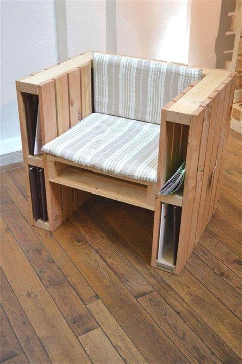 Remove the drawers and front frame from it. 31 DIY Pallet Chair Ideas | Pallet Furniture Plans